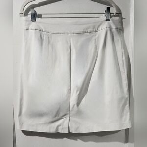 Northern Reflections White Mini Skort size: M